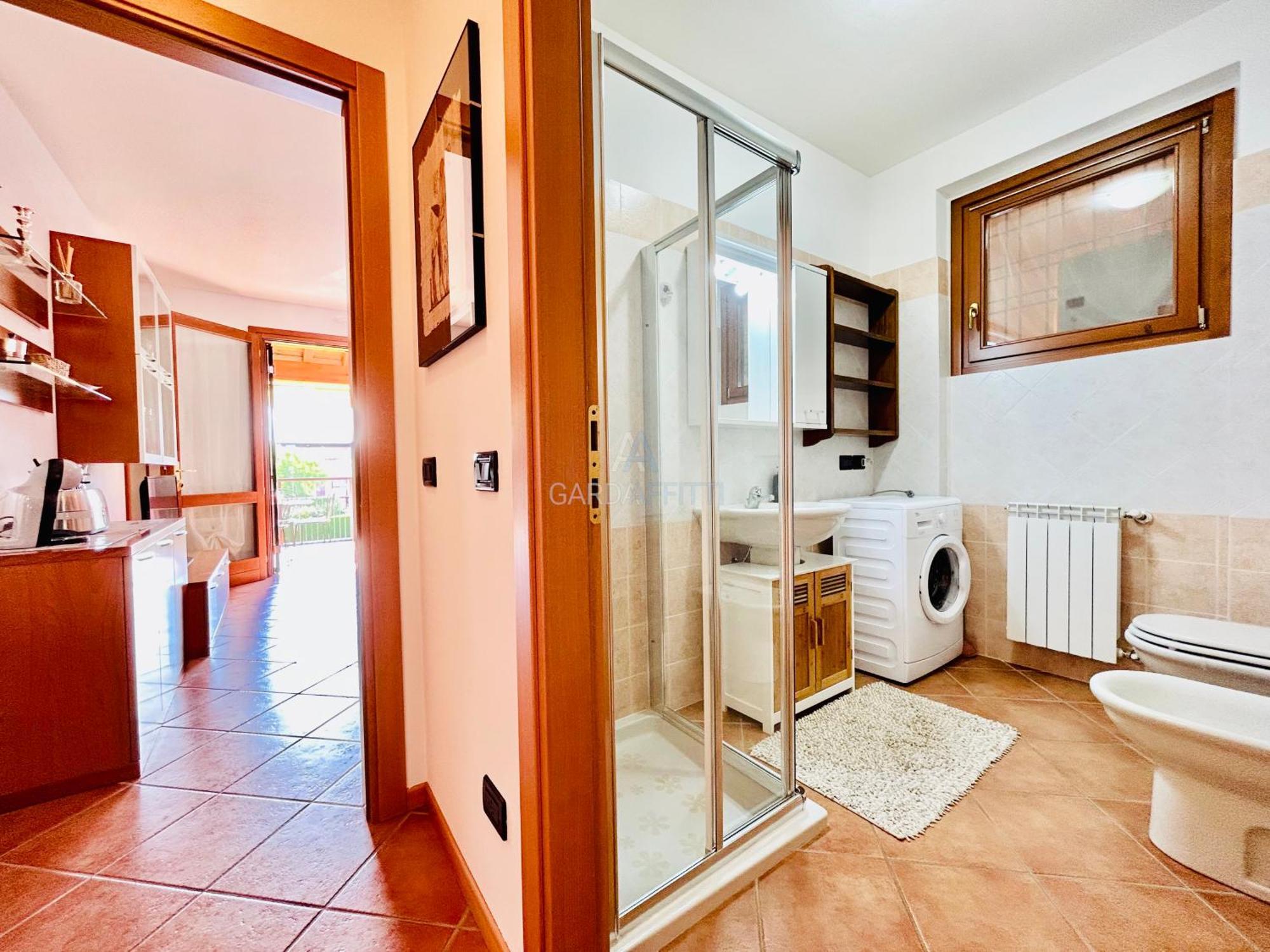 Artemide Apartment - A Soli 150M Dal Lago Di Garda Sirmione Bagian luar foto